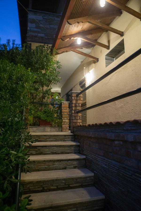 Guesthouse Liogerma Káto Loutrákion 外观 照片